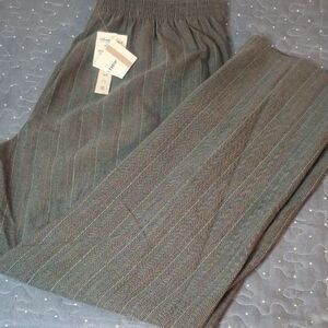 Alfred Dunner Women's Gray Pinstripe Pants size 12 NWT